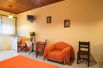 Artemis Studios And Apartments Psarou  Kültér fotó